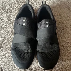 Tiem cycle shoes